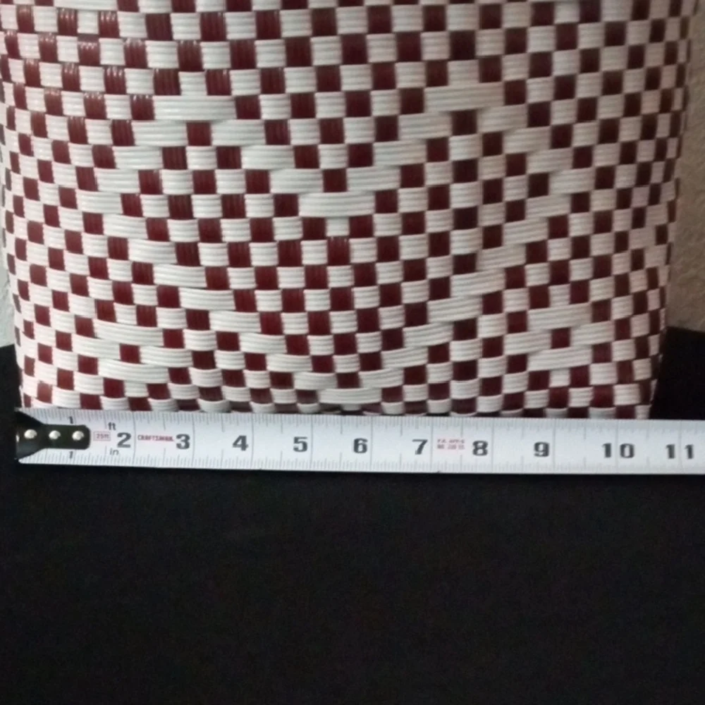 Handmade Mexican Bolsa Tejida Woven Plastic Tote Bag Terracotta White Open